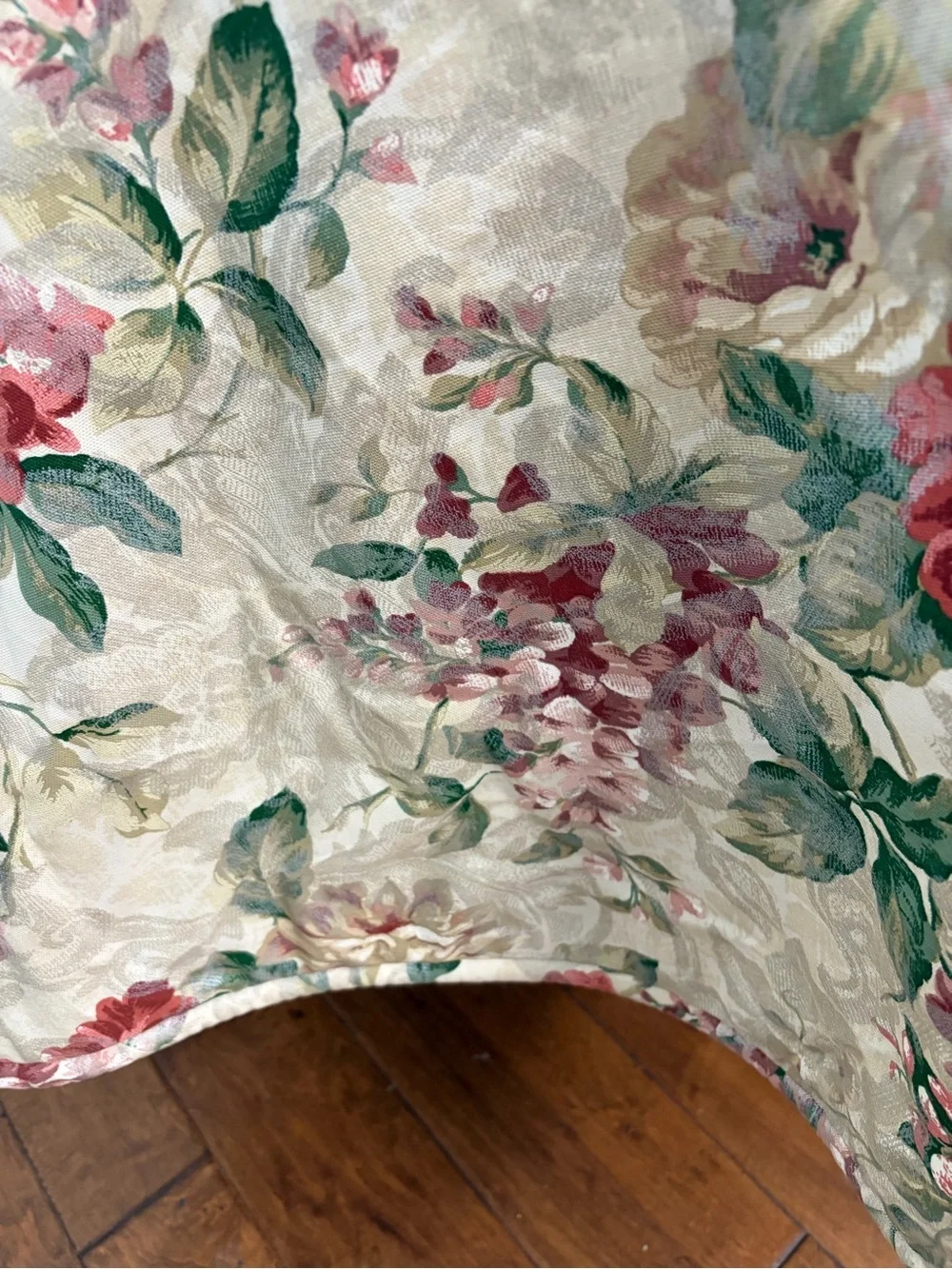 Floral Jacquard Round Tablecloth in Cream, Green and Pink